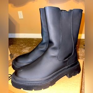 New Bar rain boots